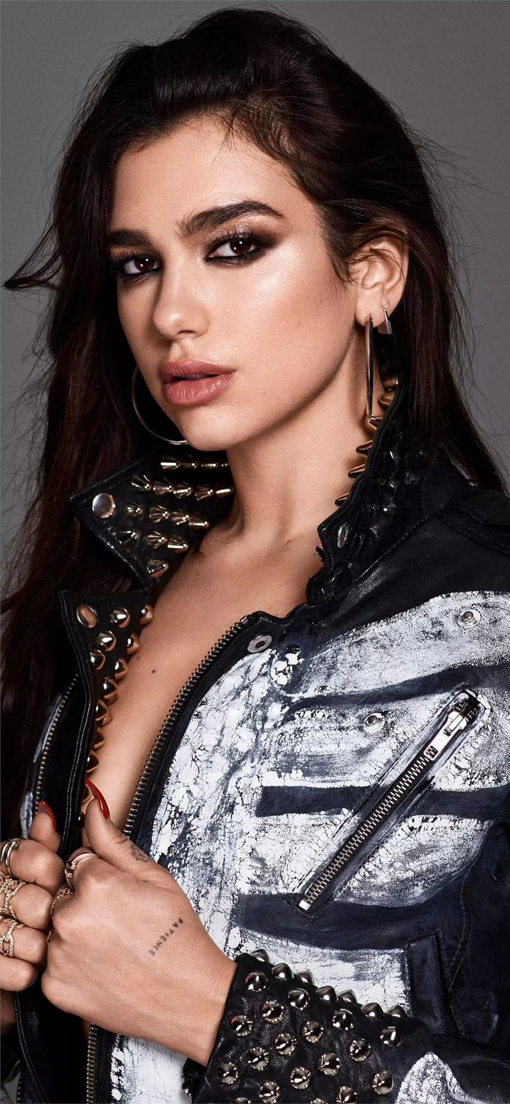 DUA Lipa Mobile Ultra HD Wallpaper