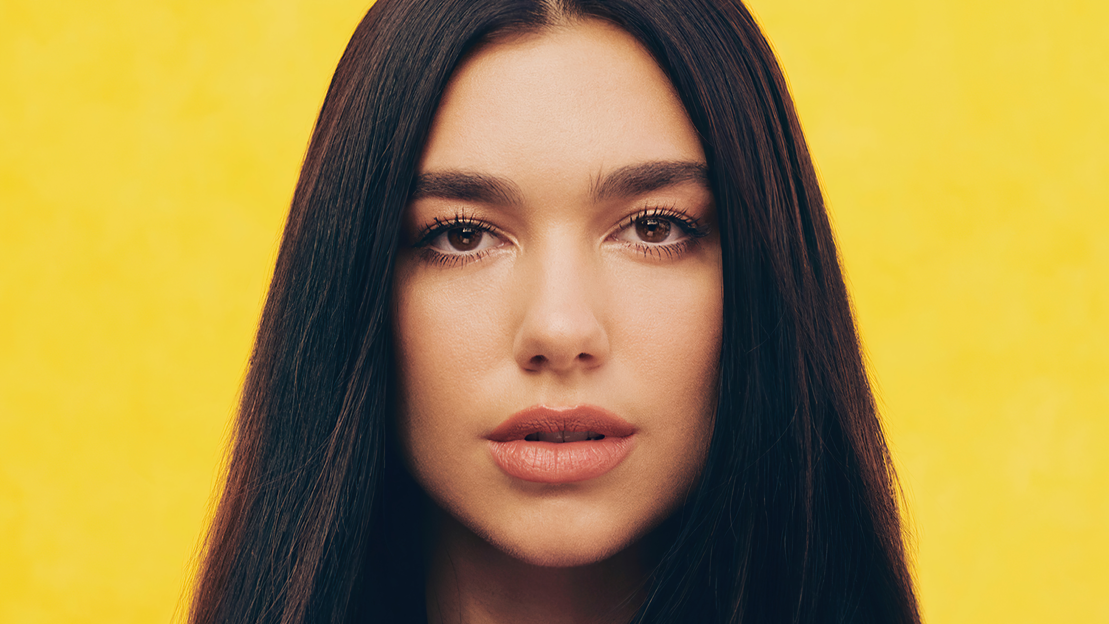 Dua Lipa Photohoot Wallpaper 4K .3306