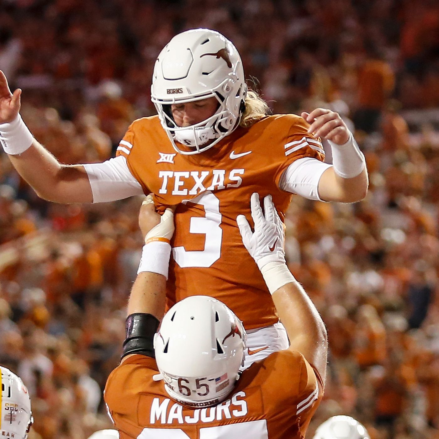 Texas' Quinn Ewers sets 2022 season's