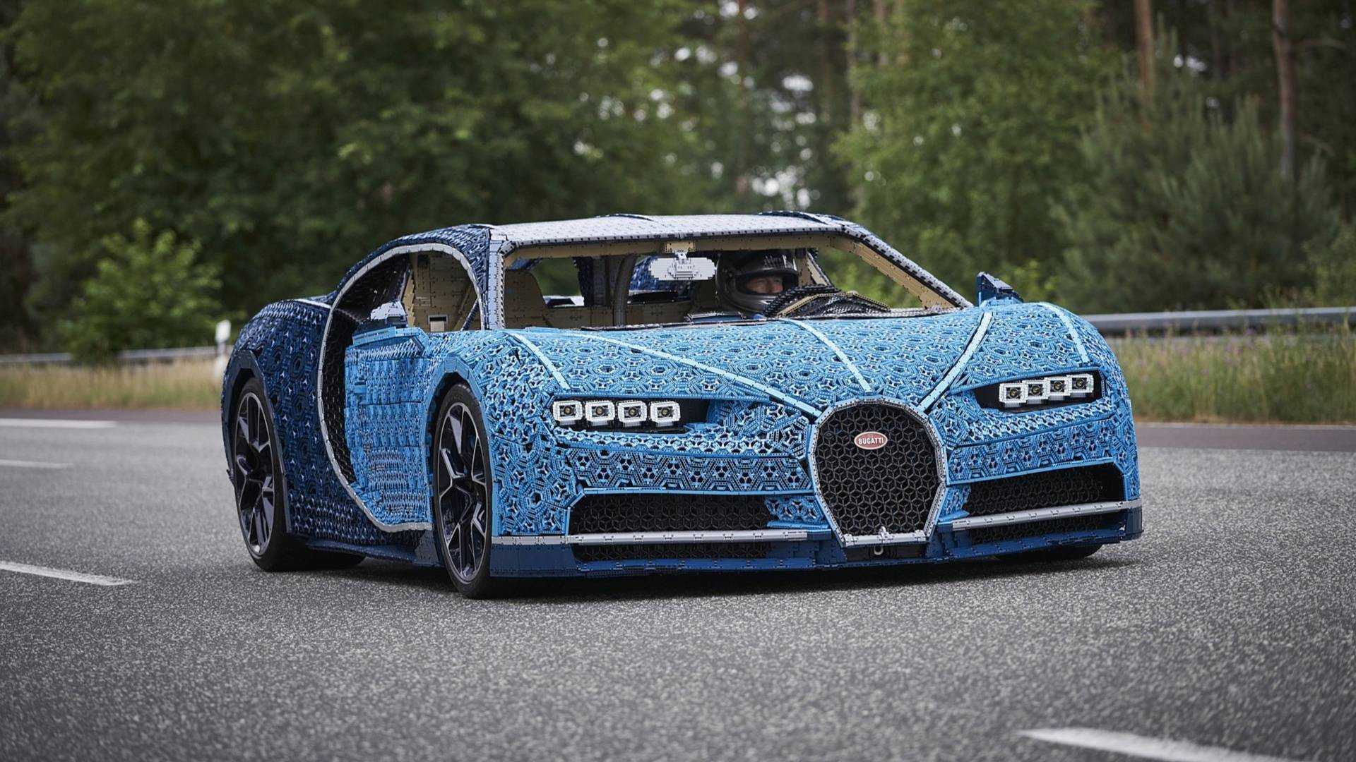 Size Lego Technic Bugatti Chiron