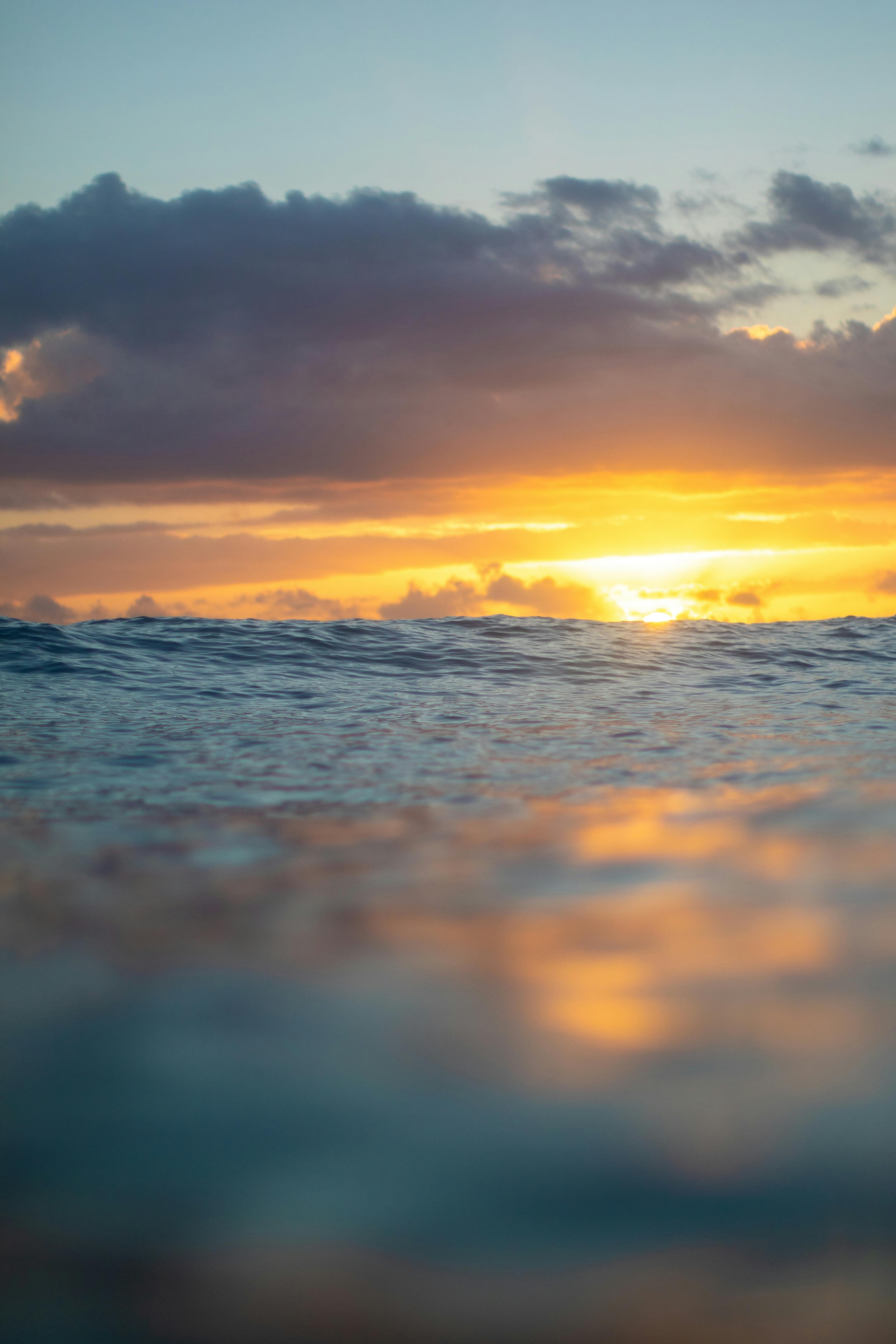 Stunning Hawaiian Sunset over Calm