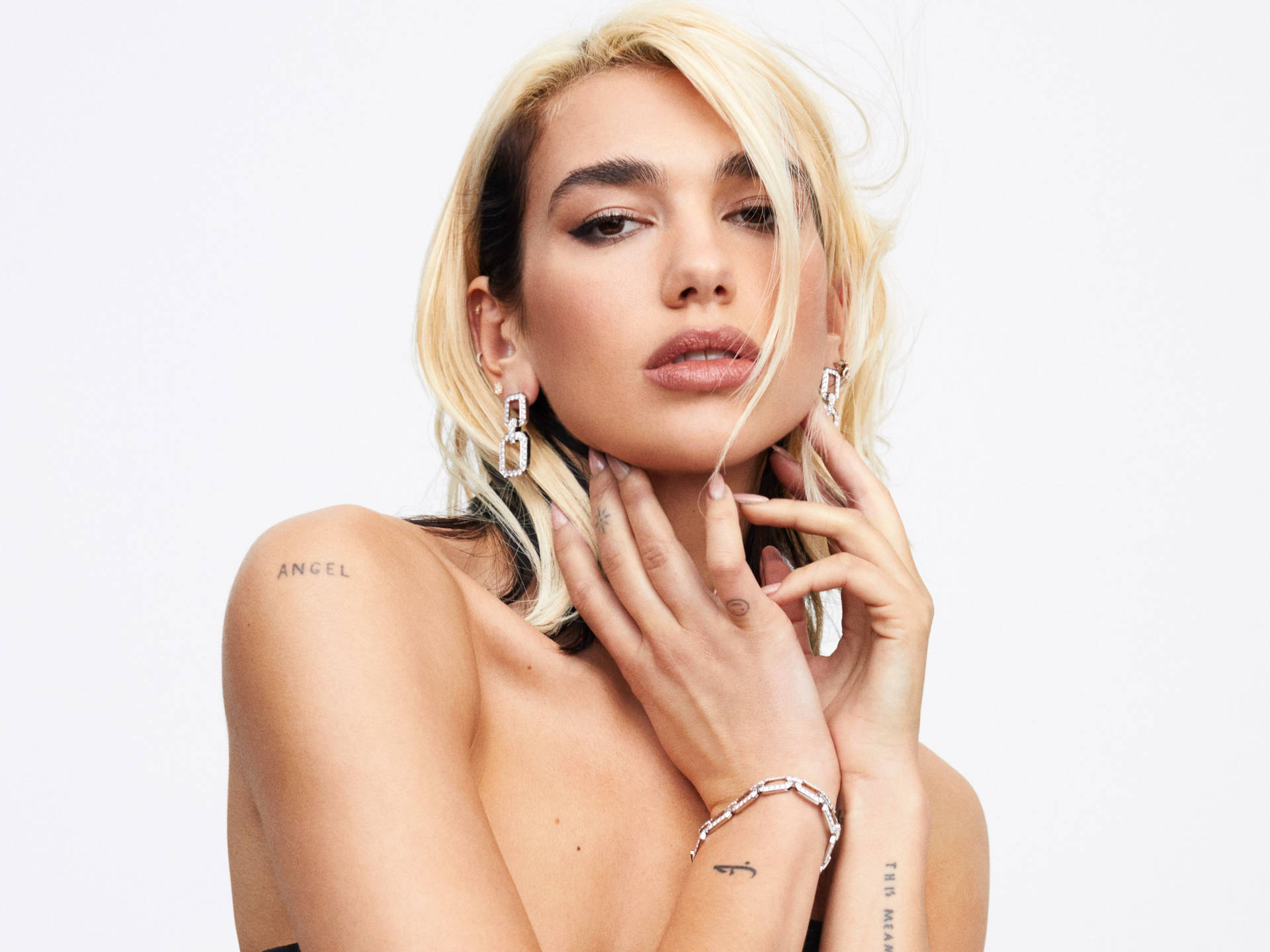Dua Lipa Background