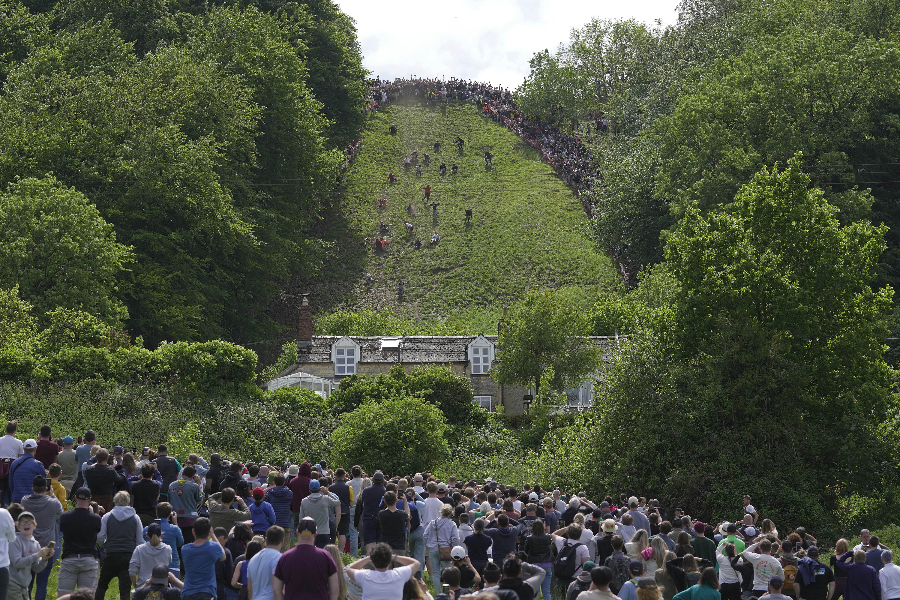 2023 Gloucestershire Cheese Rolling