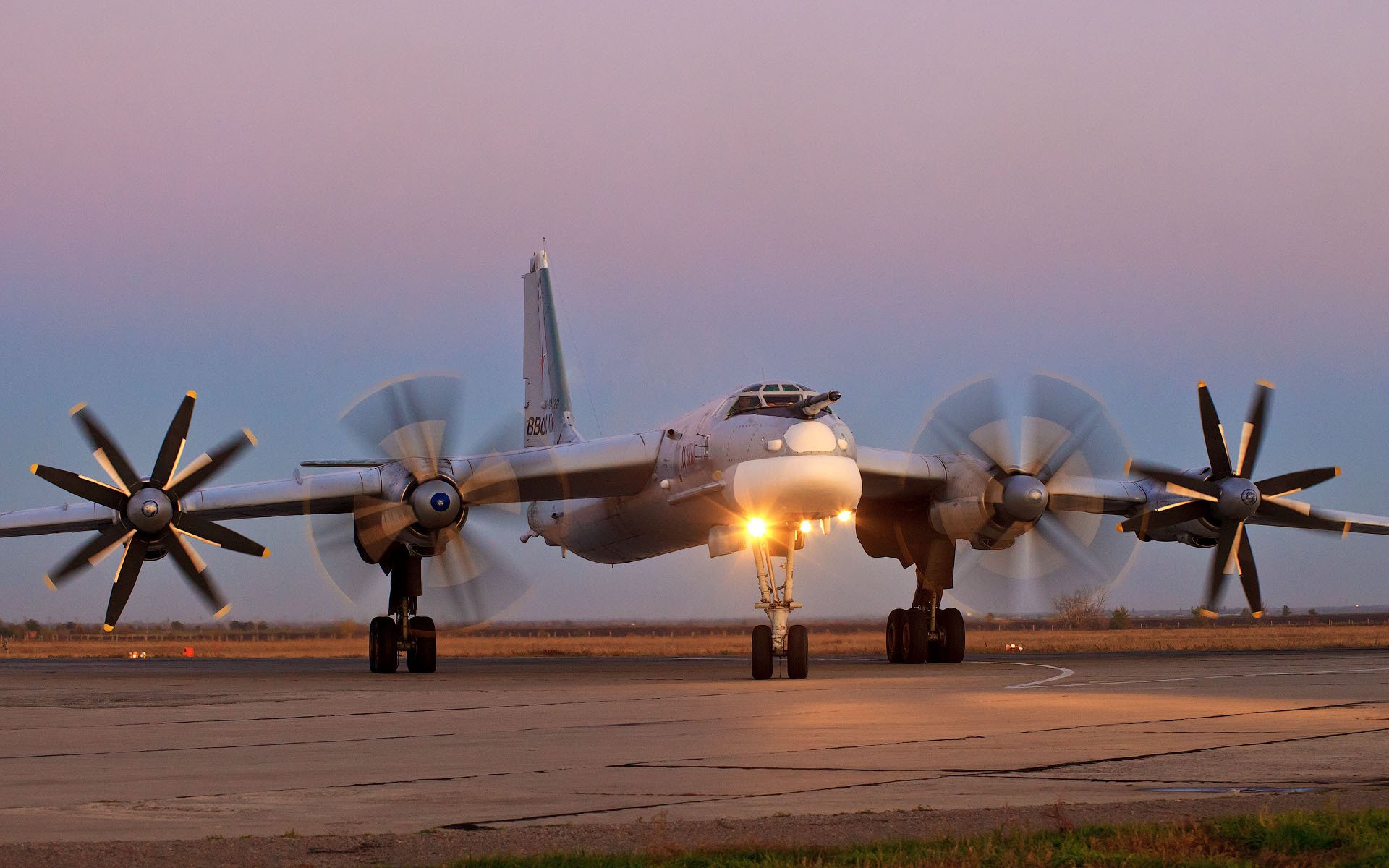 HD Wallpaper Of The Tupolev Tu 95 Bomber