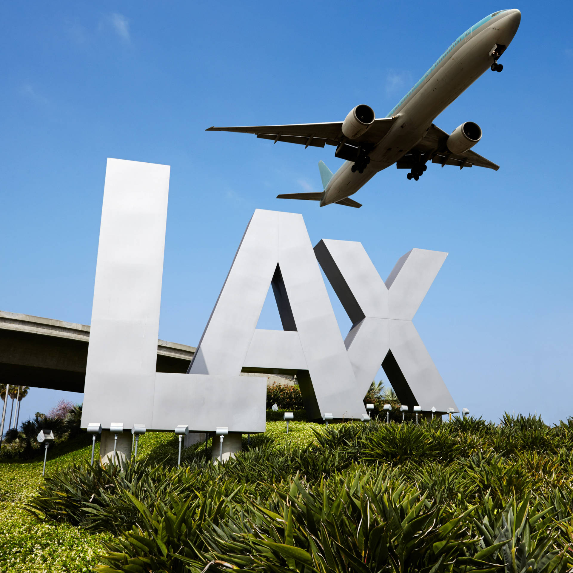 Welcome To Los Angeles International