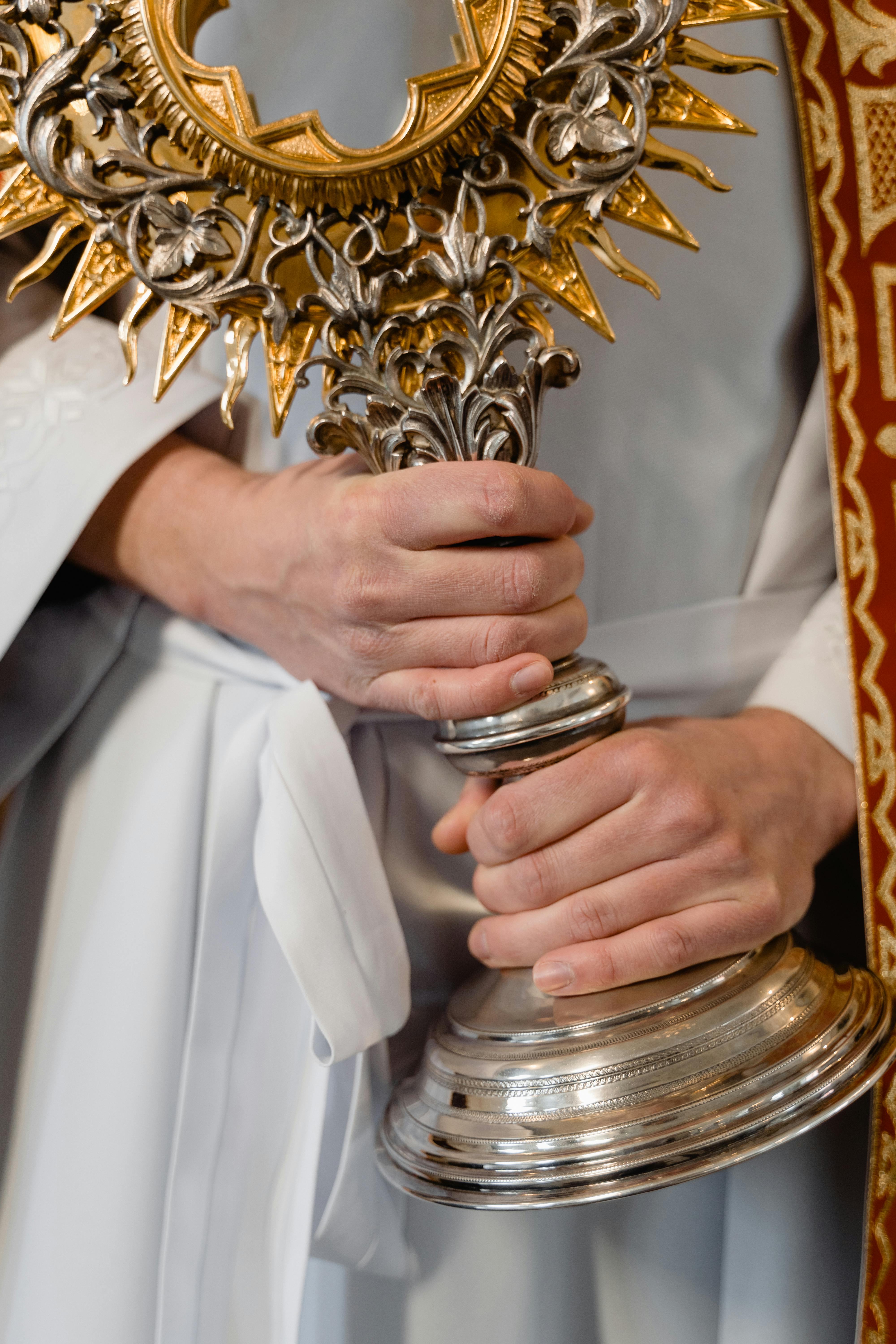 Monstrance & HD Image