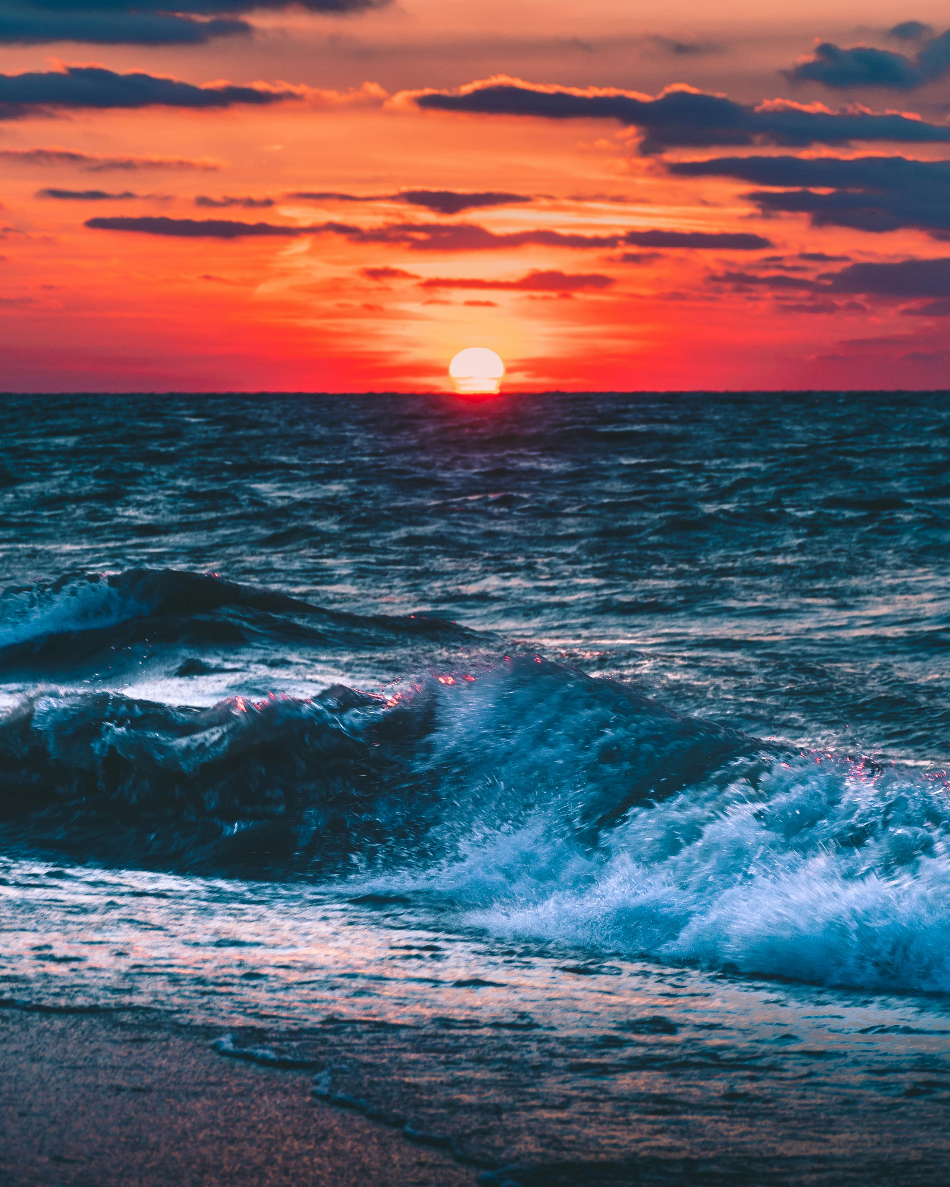 Ocean During Sunset · Free