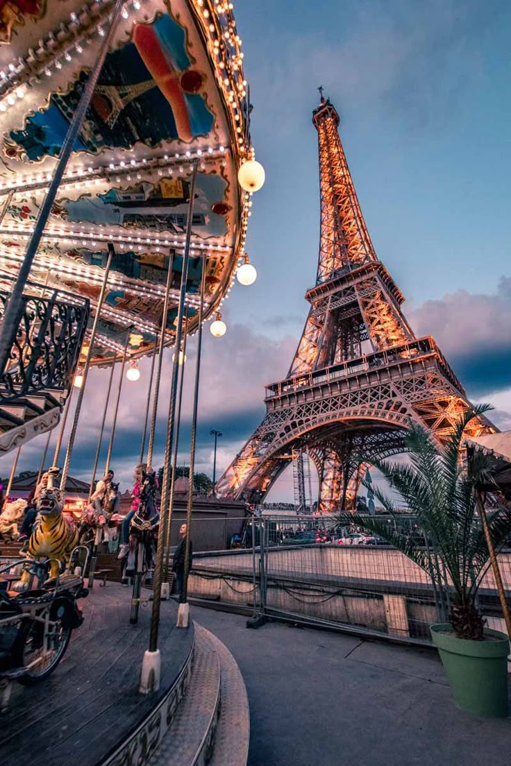 Your Free Paris Travel Guide