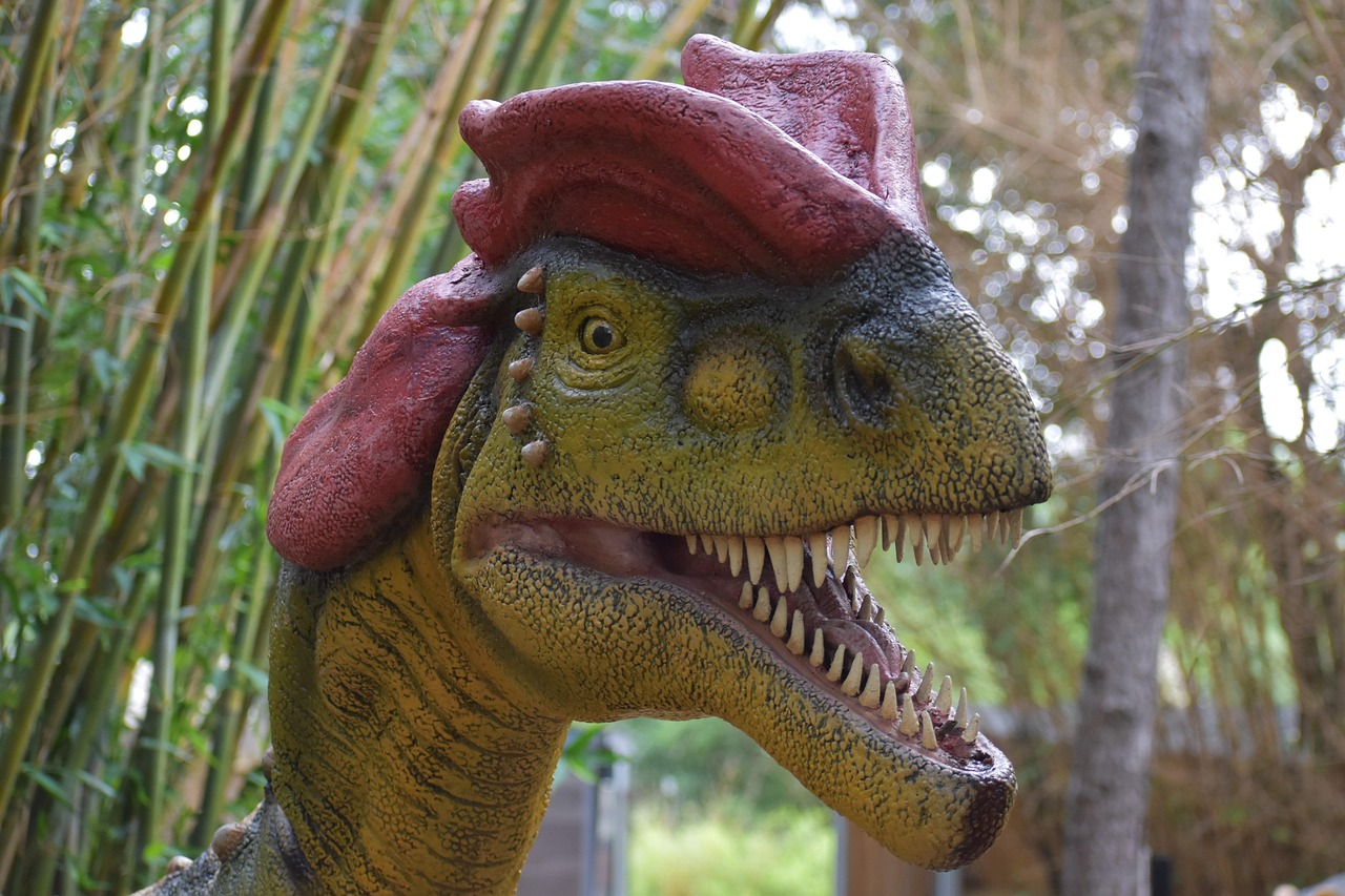 Free Iguanodon & Dinosaur Image