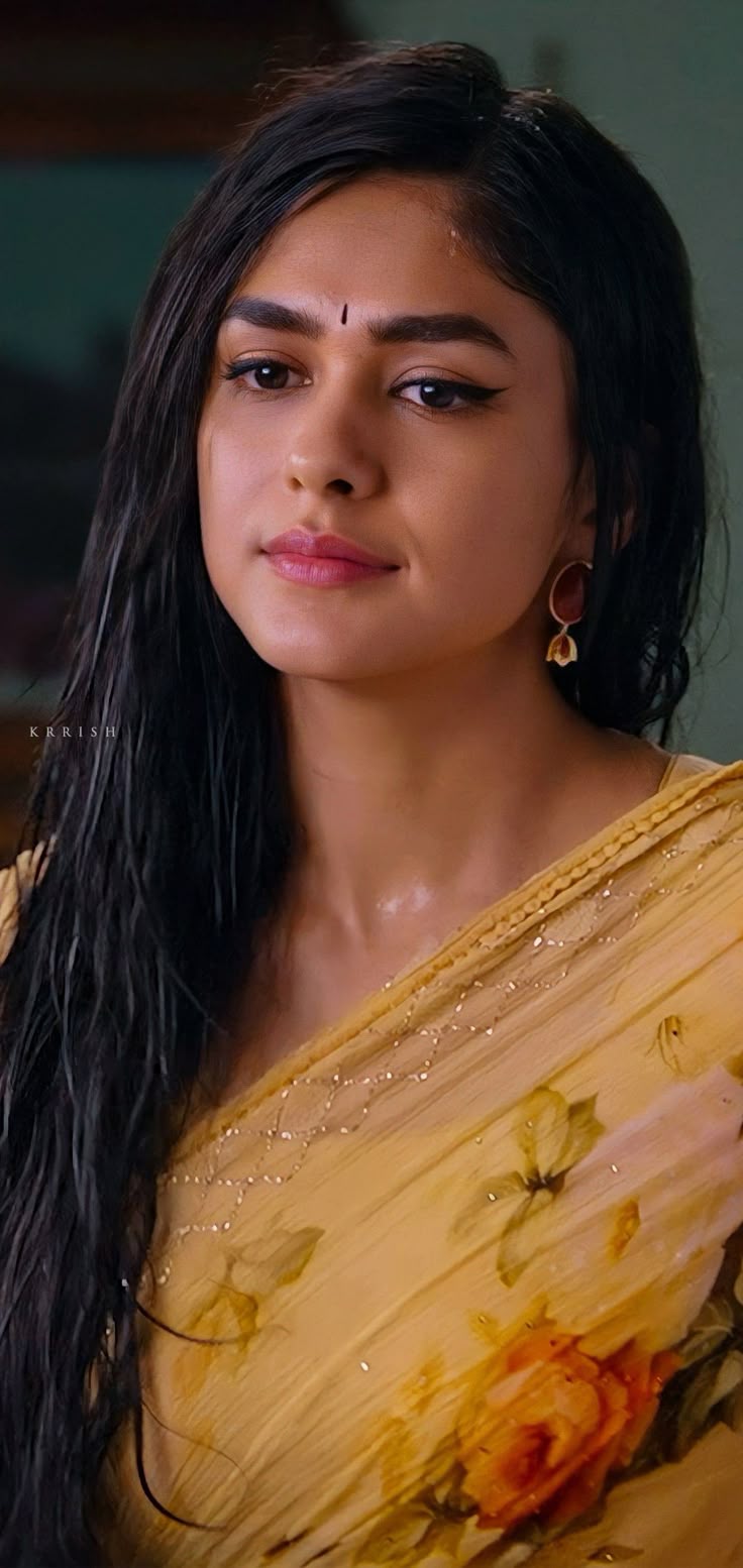 Mrunal Thakur