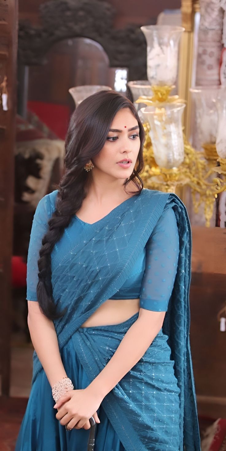 Mrunal Thakur