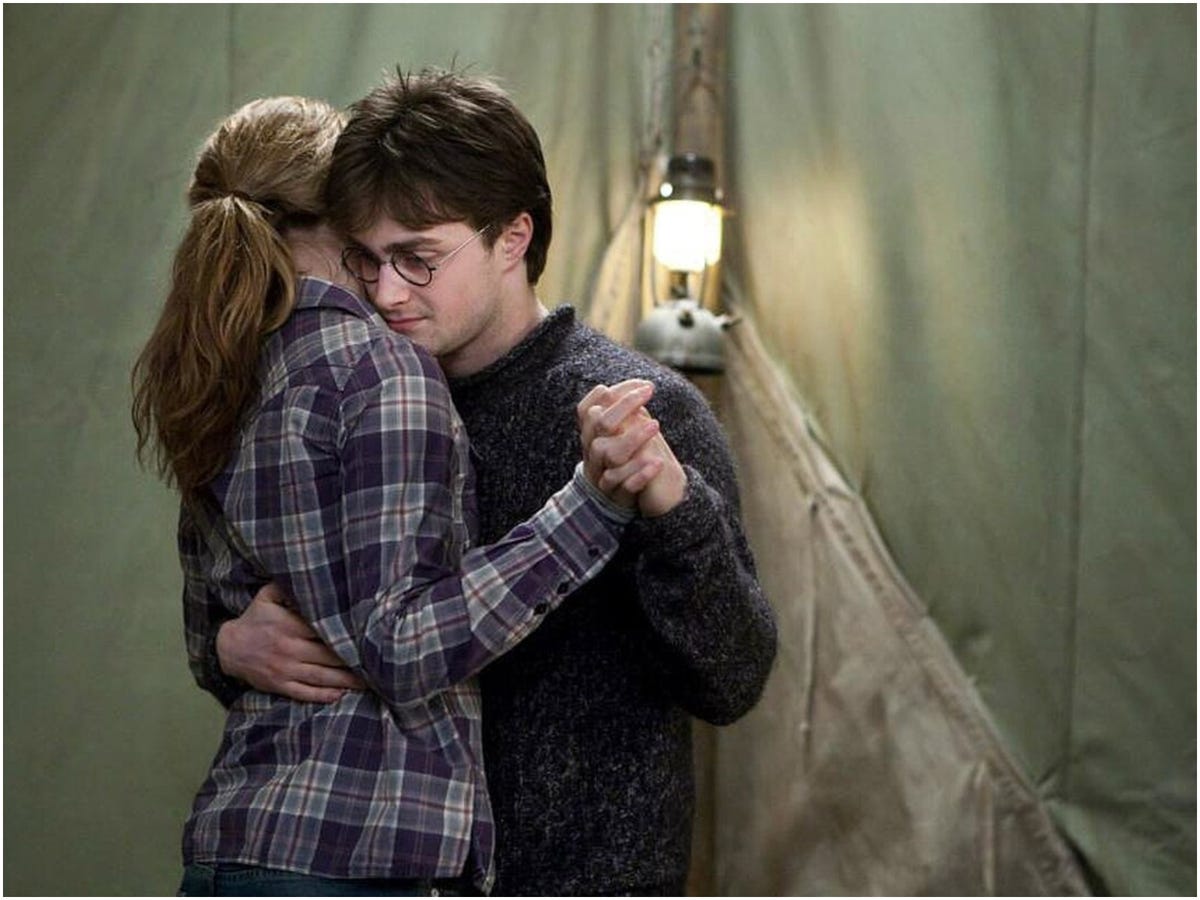 Hermione And Harry Potter Kissing Wallpapers Wallpaper Cave Hermione And Harry Potter Kissing Wallpapers Wallpaper Cave