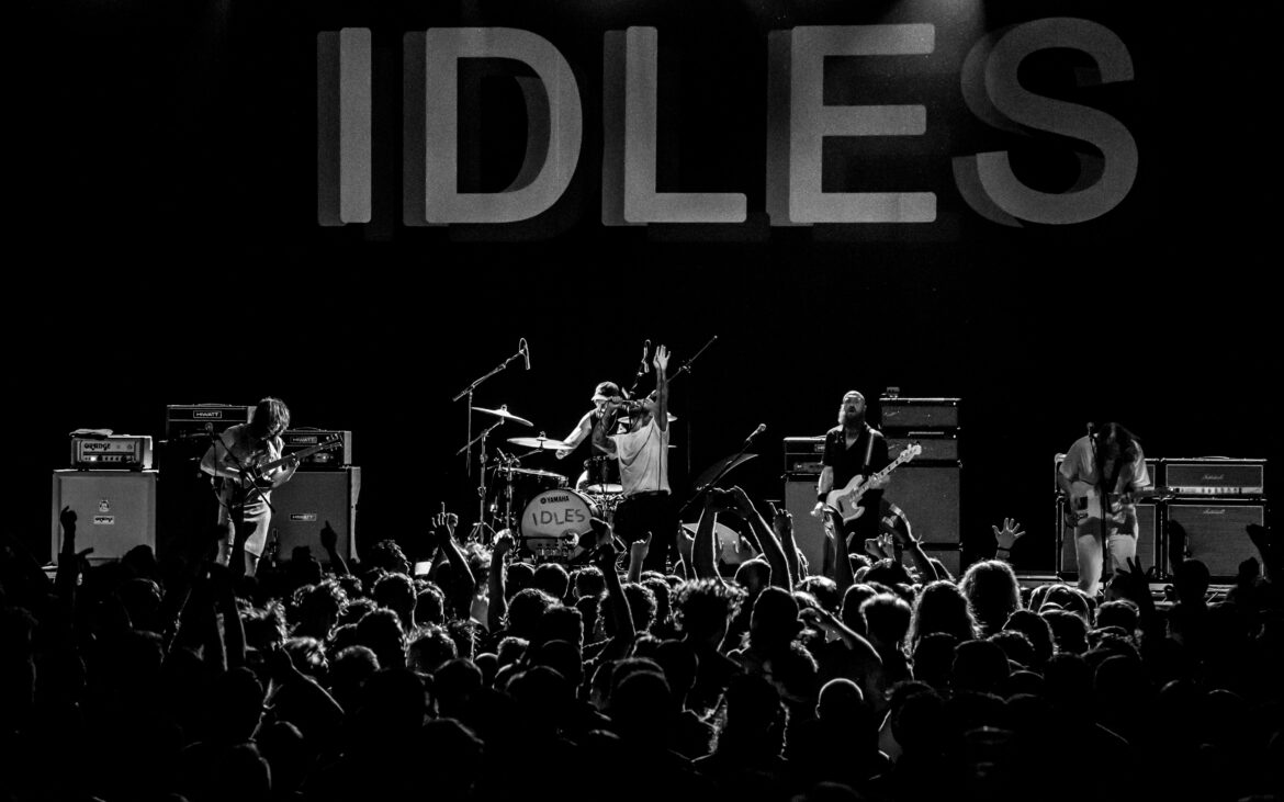 Idles at Portsmouth Guildhall Pie &