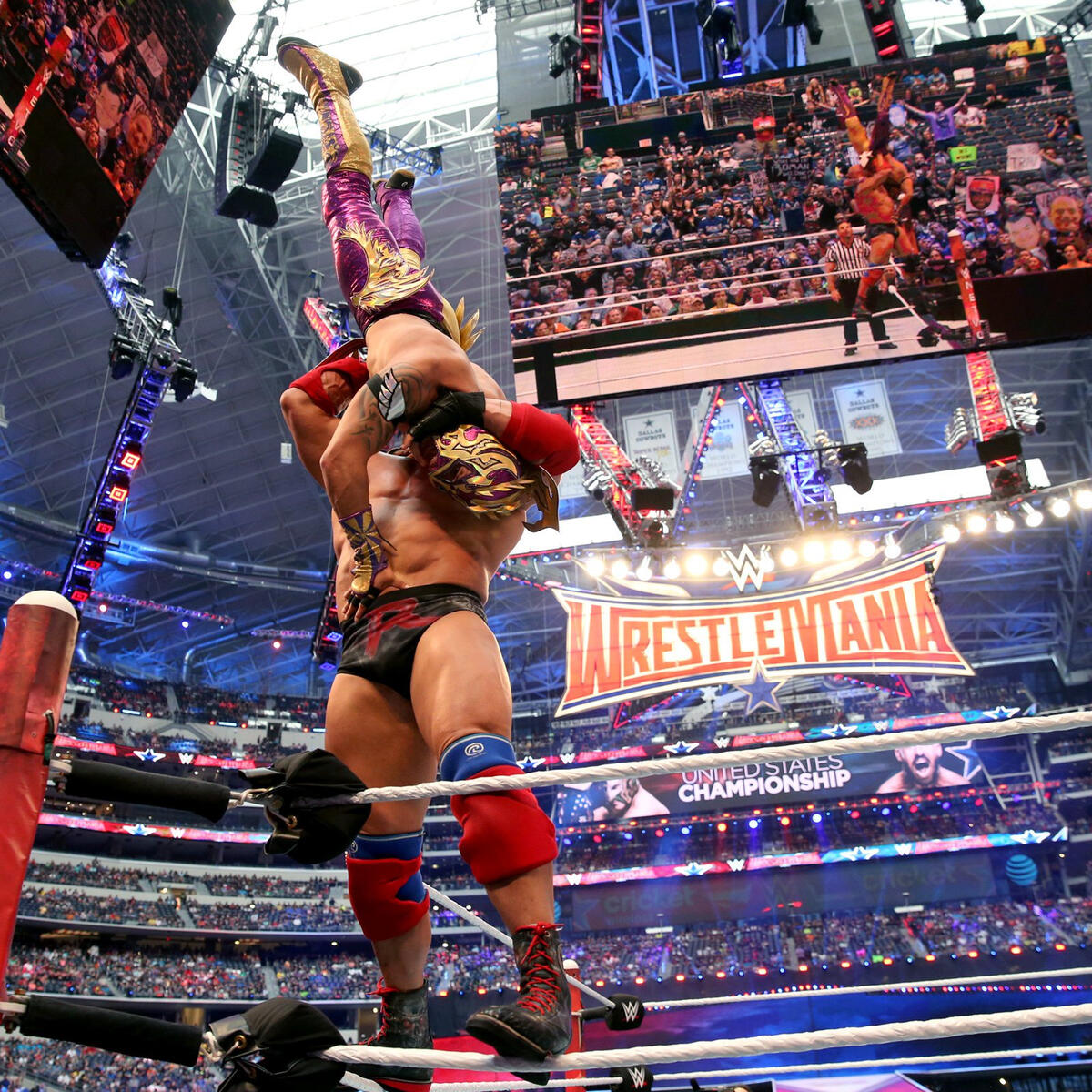 The 50 best photo from WrestleMania 32