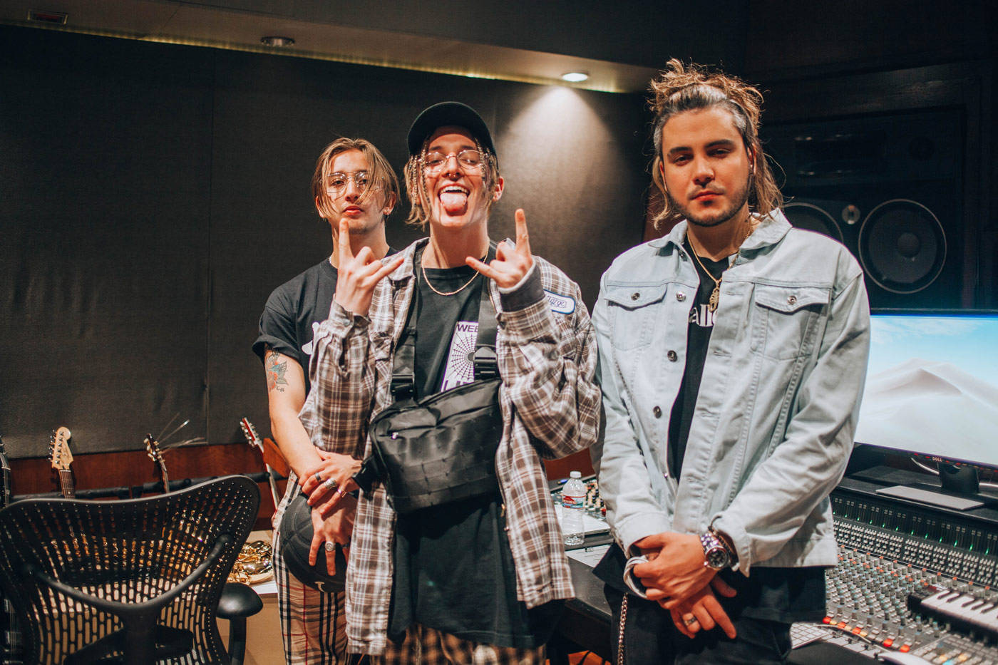Download Chase Atlantic set the night