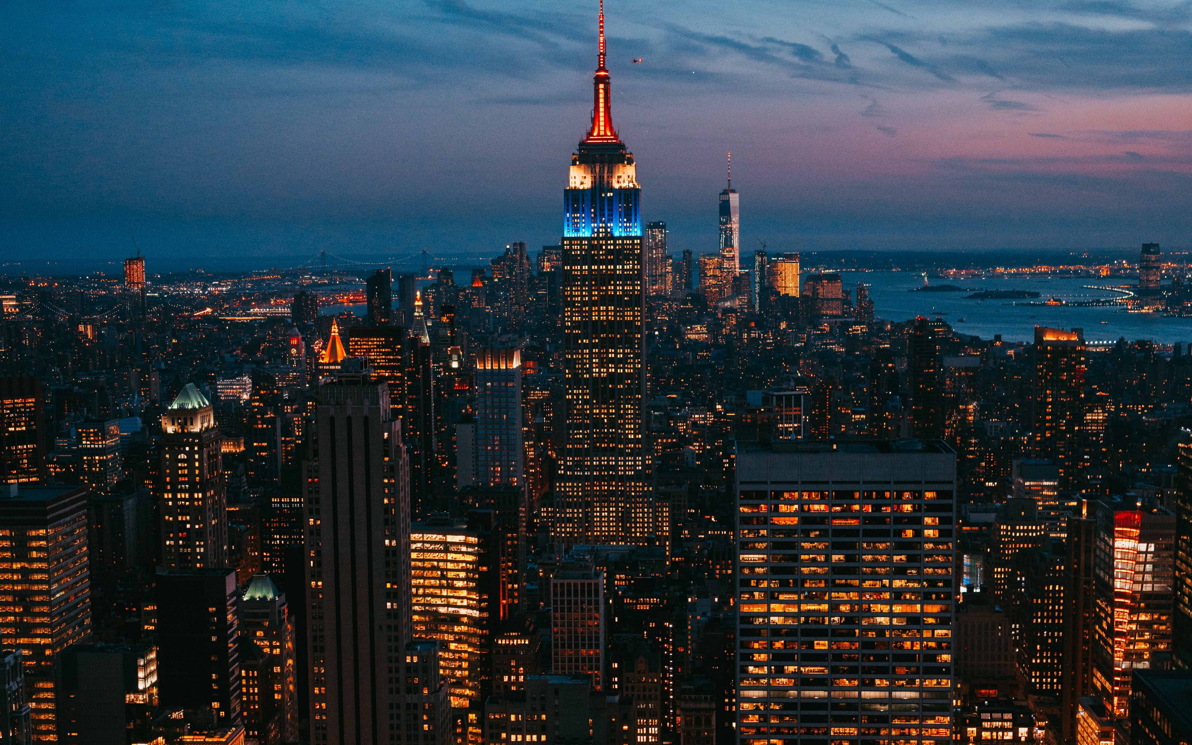 Download wallpaper 3840x2400 night city