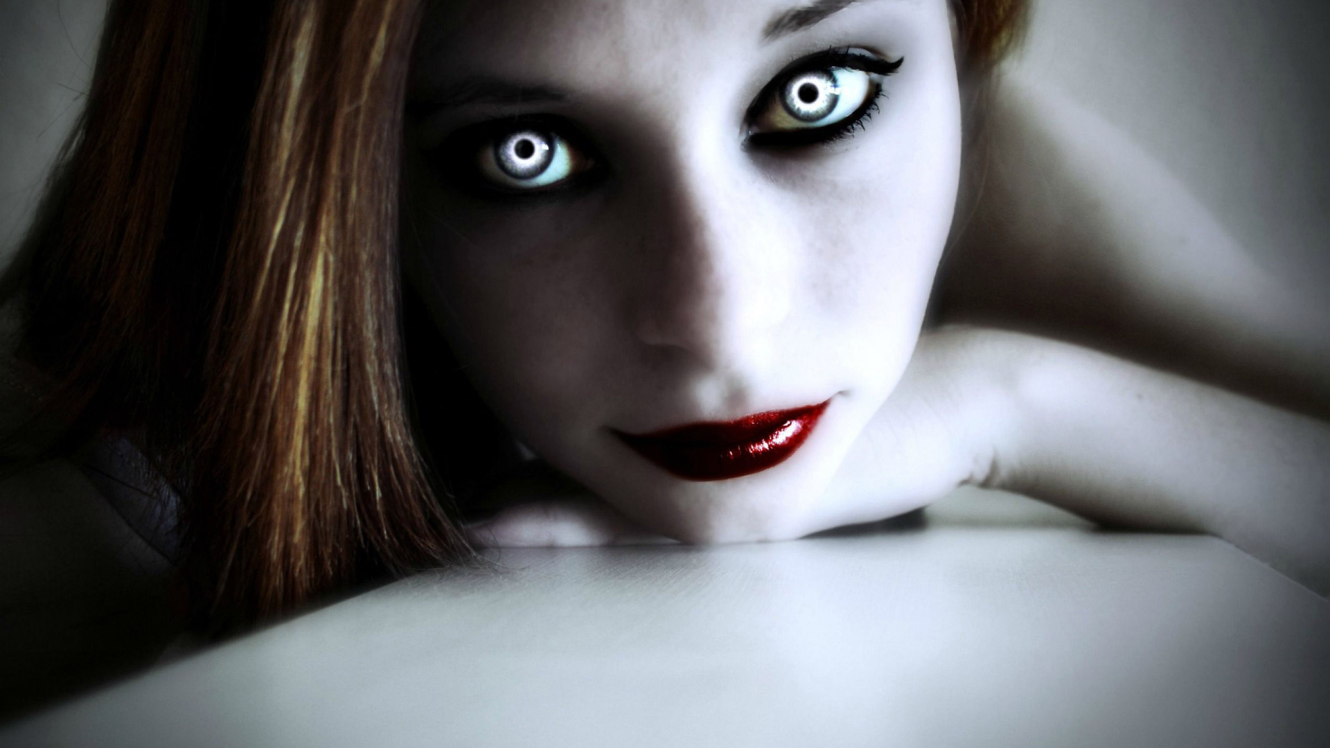 Vampire girl waiting Desktop wallpaper