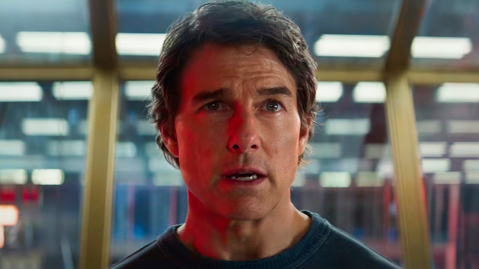 Tom Cruise stars in 'Mission