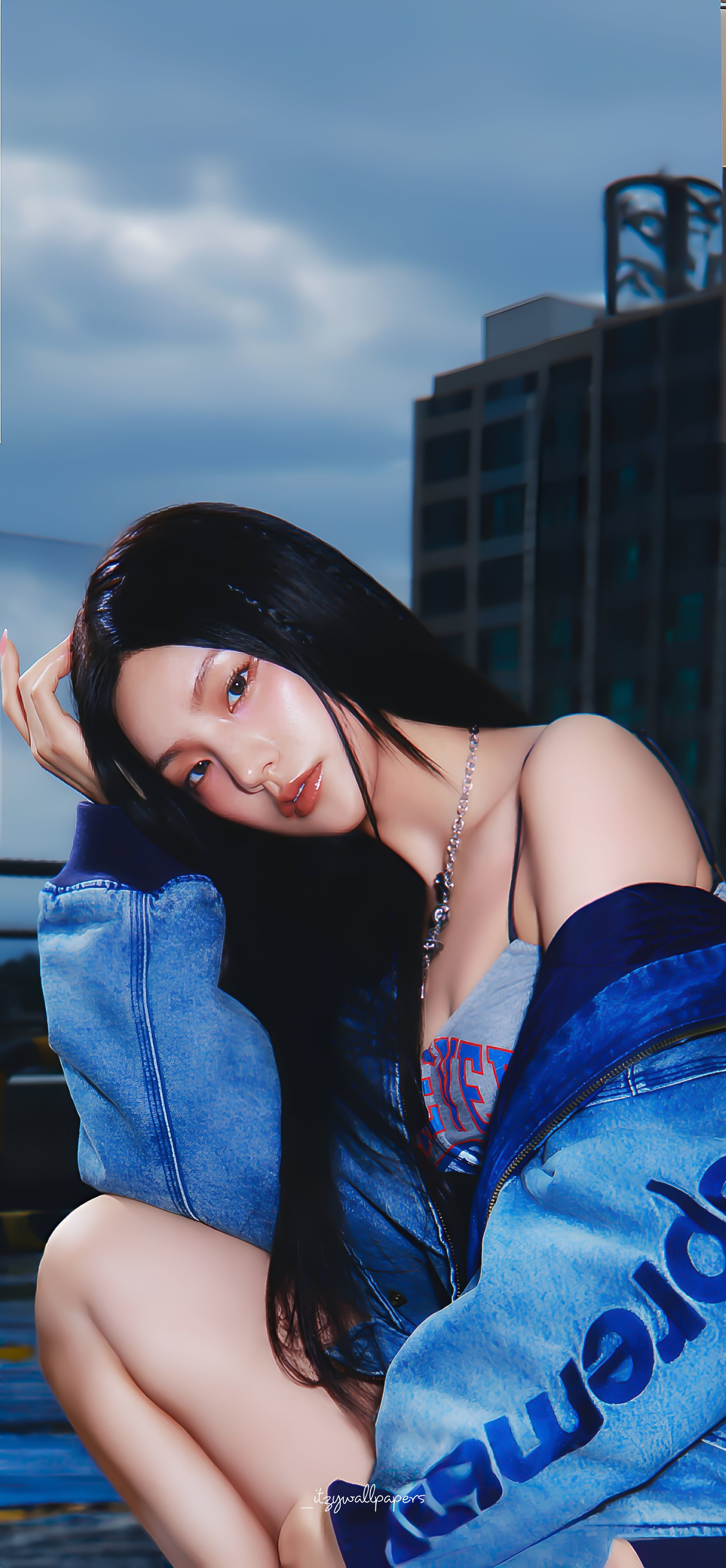 ITZY <GOLD> #YEJI CONCEPT PHOTO