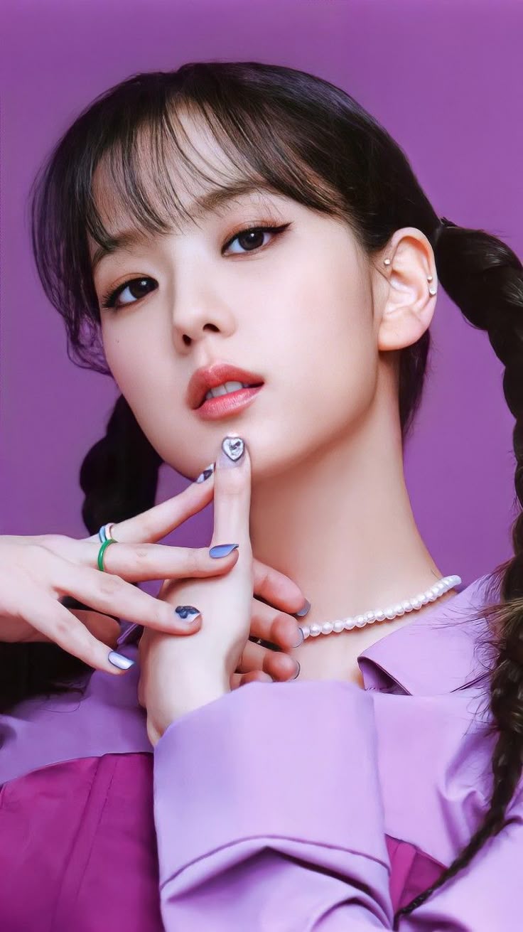 JISOO. Welcoming Collection 2022