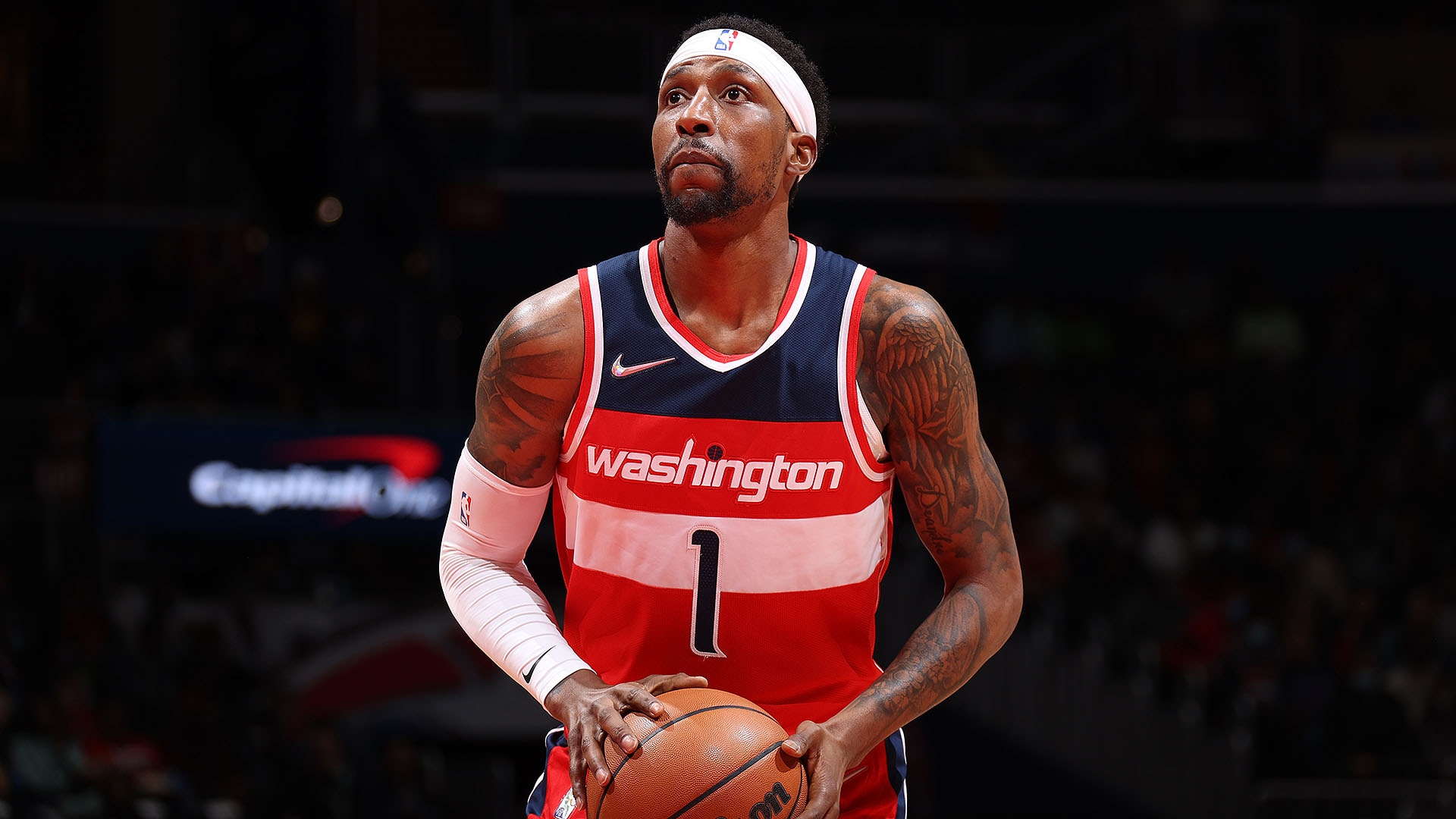 Nuggets acquire Kentavious Caldwell