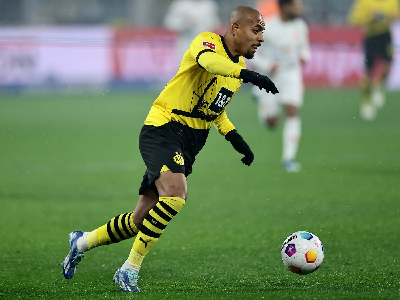 Borussia Dortmund Could Sell Donyell
