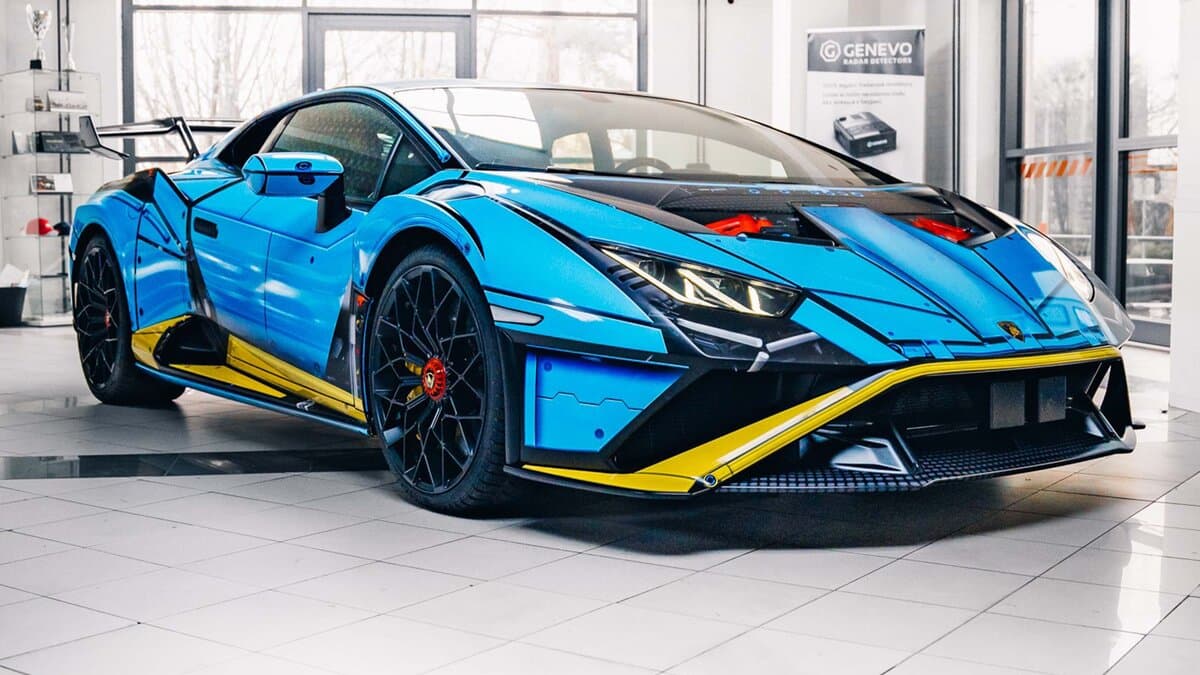 The Amazing Lego Technic Lamborghini