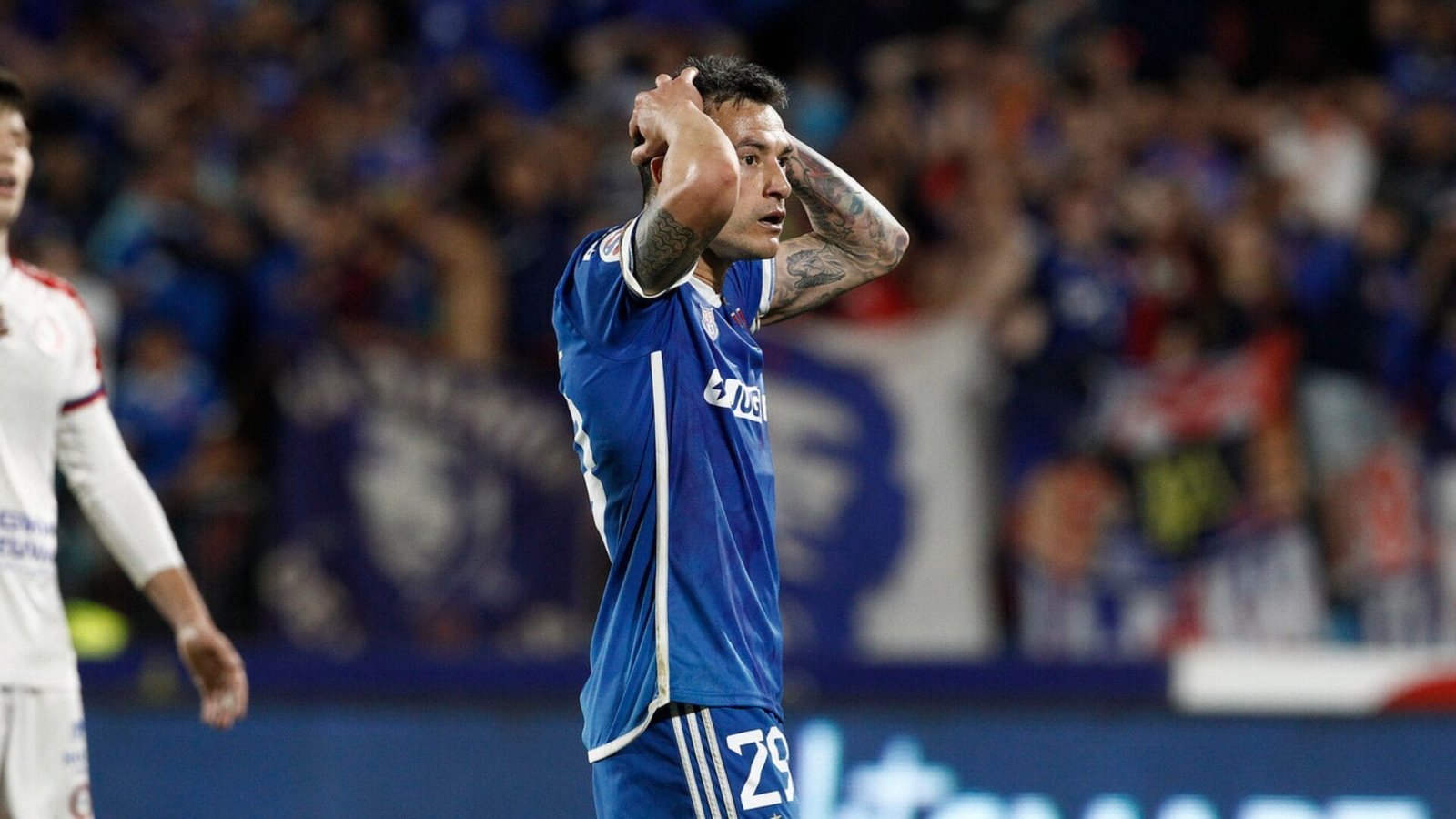 vive delicado momento familiar