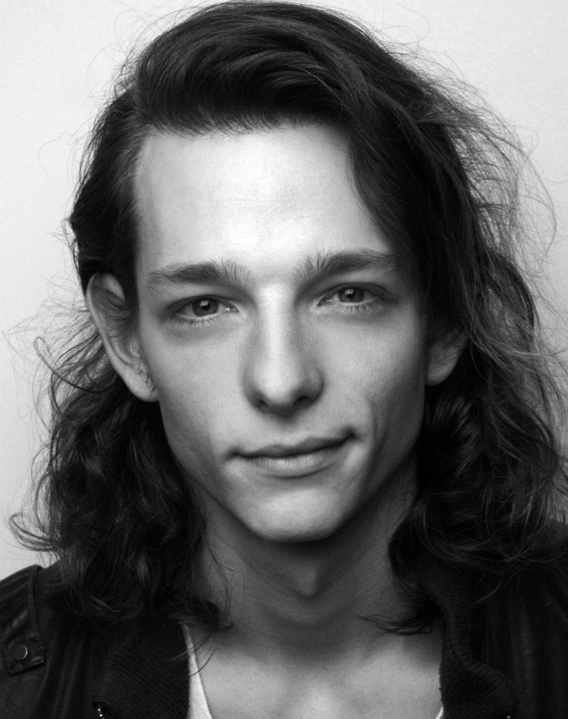 Mike Faist (Performer)