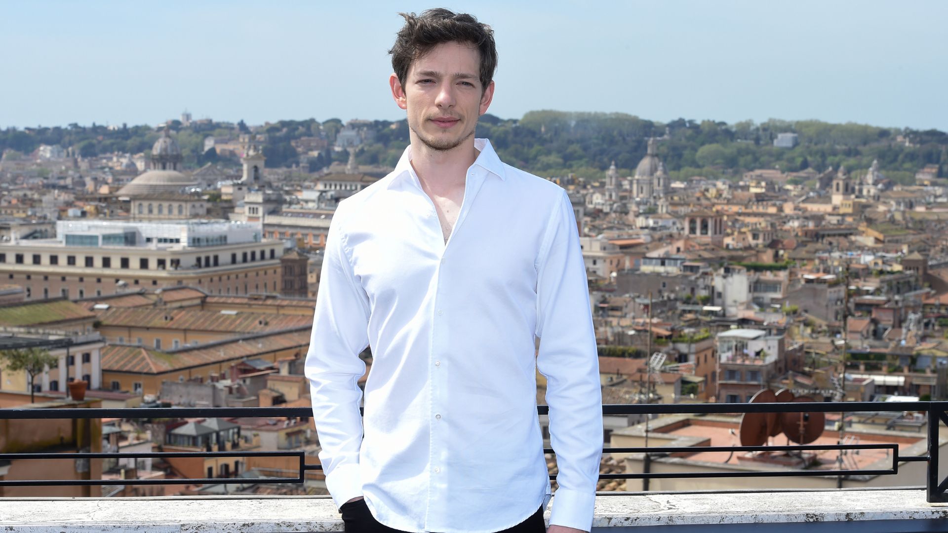 Mike Faist Girlfriends: His Dating