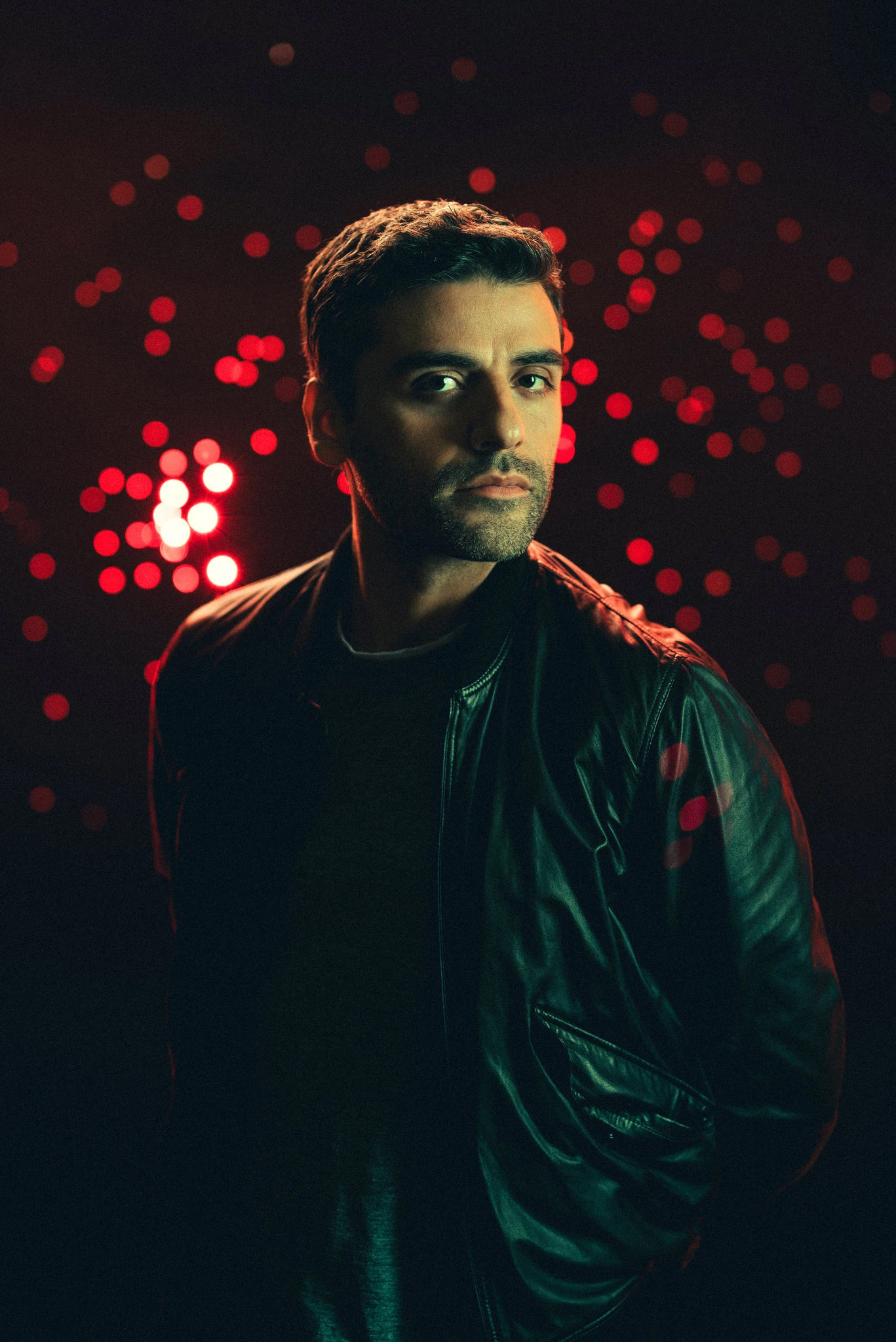 Oscar Isaac Wallpaper
