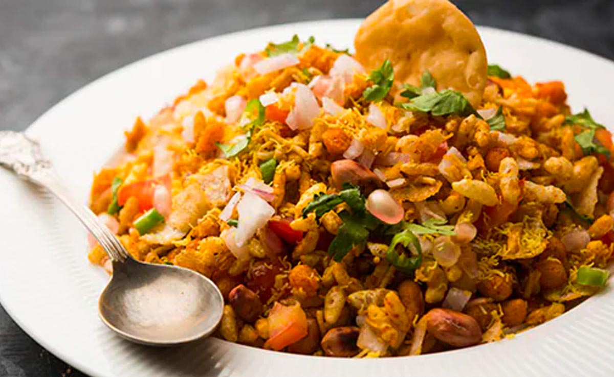 Perfect Bhel Puri At Home