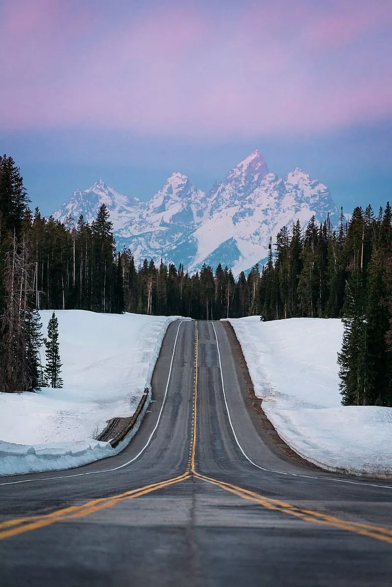 Road, hill, mountains, trees, snow, winter, HD phone wallpaper