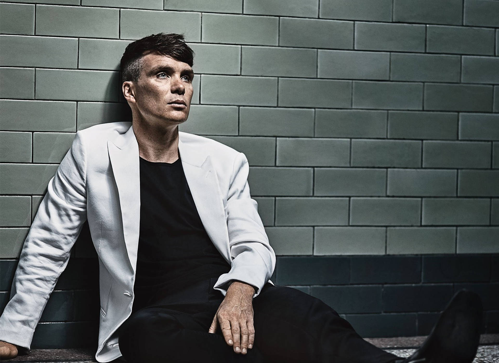 Cillian Murphy In Gq Wallpaper