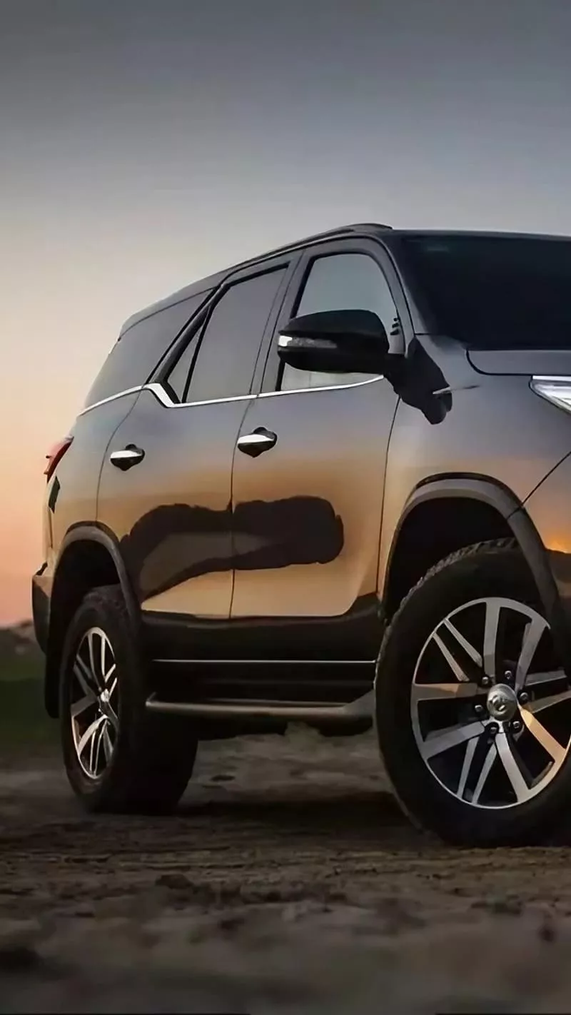 Fortuner Black, Sidelook, toyota