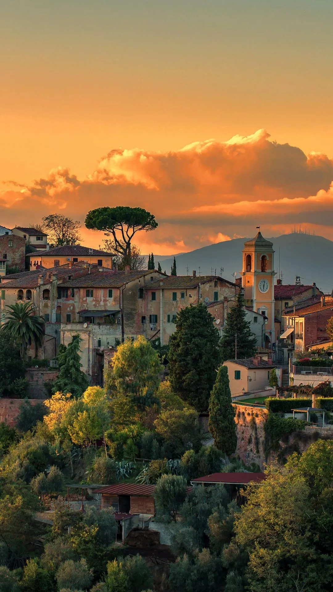 Tuscany Italy Villages 4K UHD Wallpaper