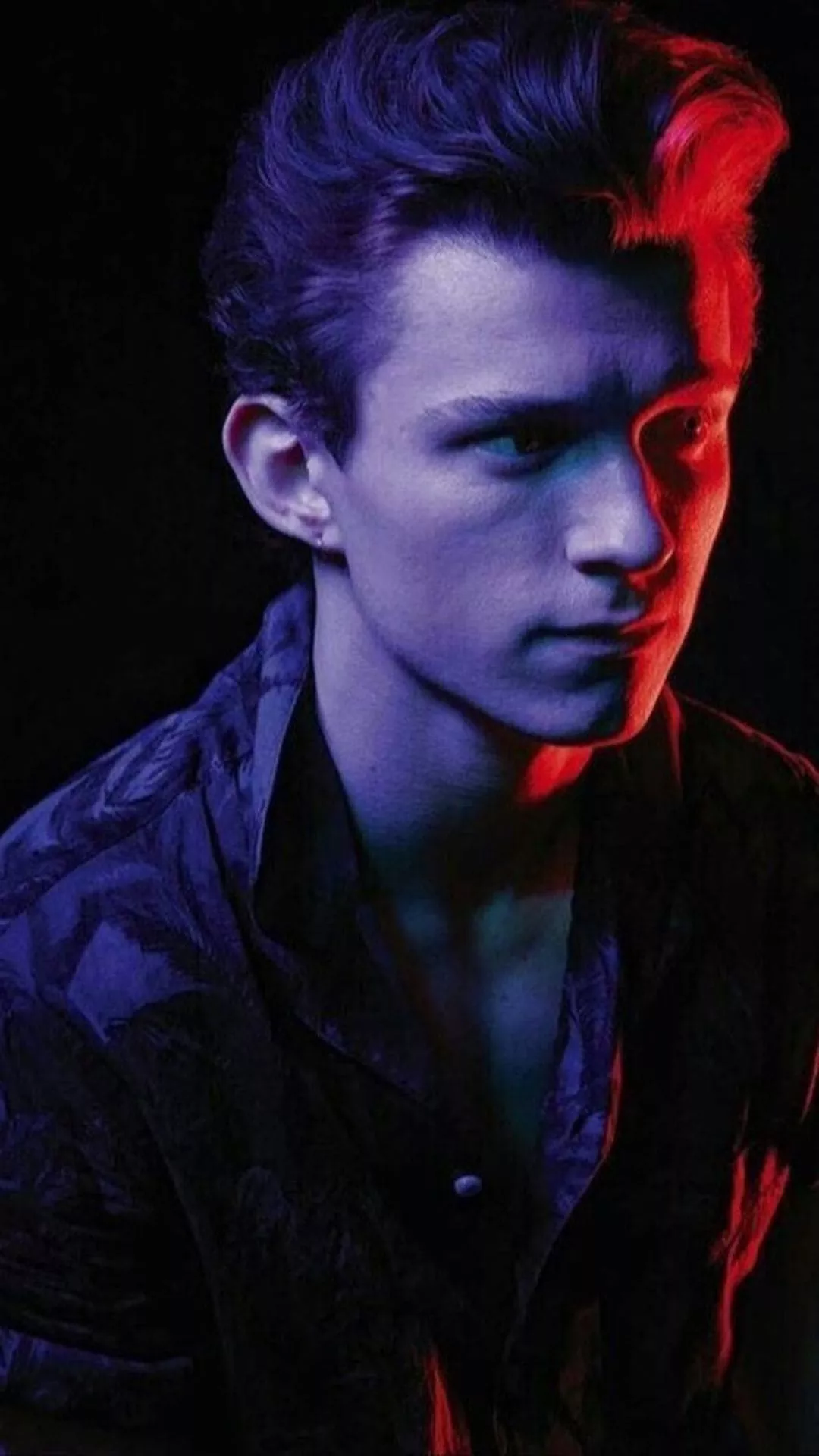 Tom Holland Wallpaper