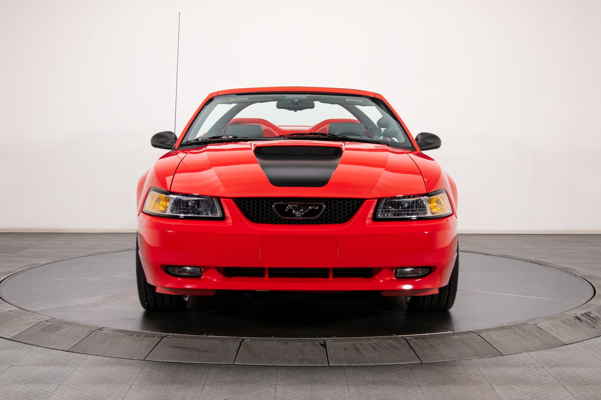 Ford Mustang. RK Motors Classic
