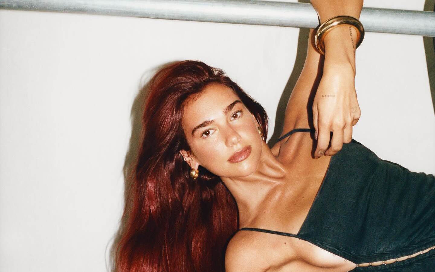 Dua Lipa lanza el sencillo 'Training