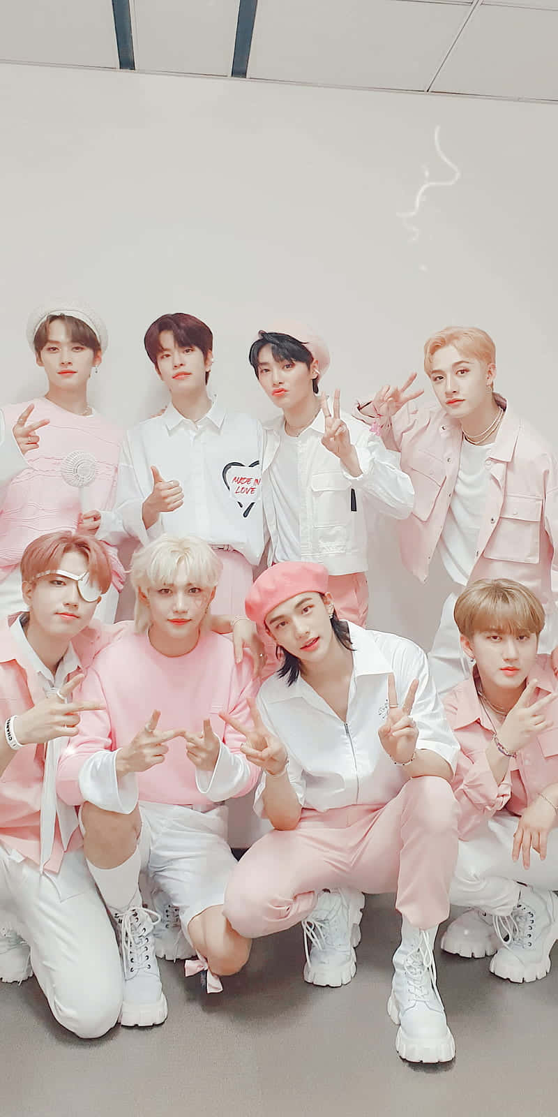 powerful OT8! Wallpaper