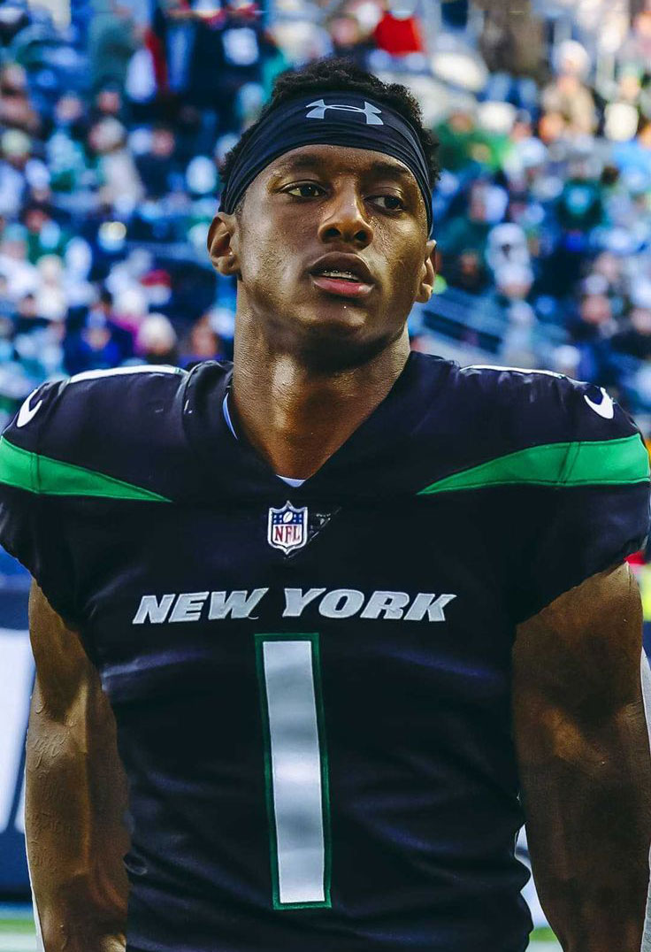Sauce Gardner Jets Jersey Wallpaper