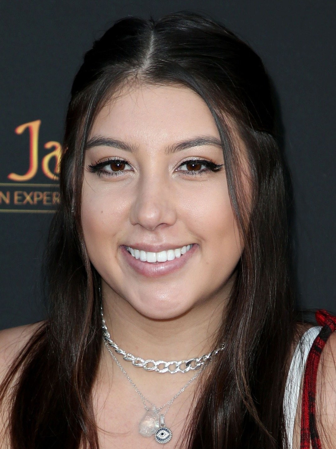 Kelsi Davies Picture