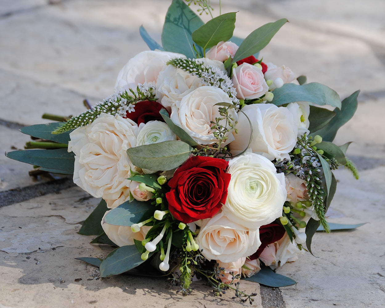 DIY Wedding Flowers Red