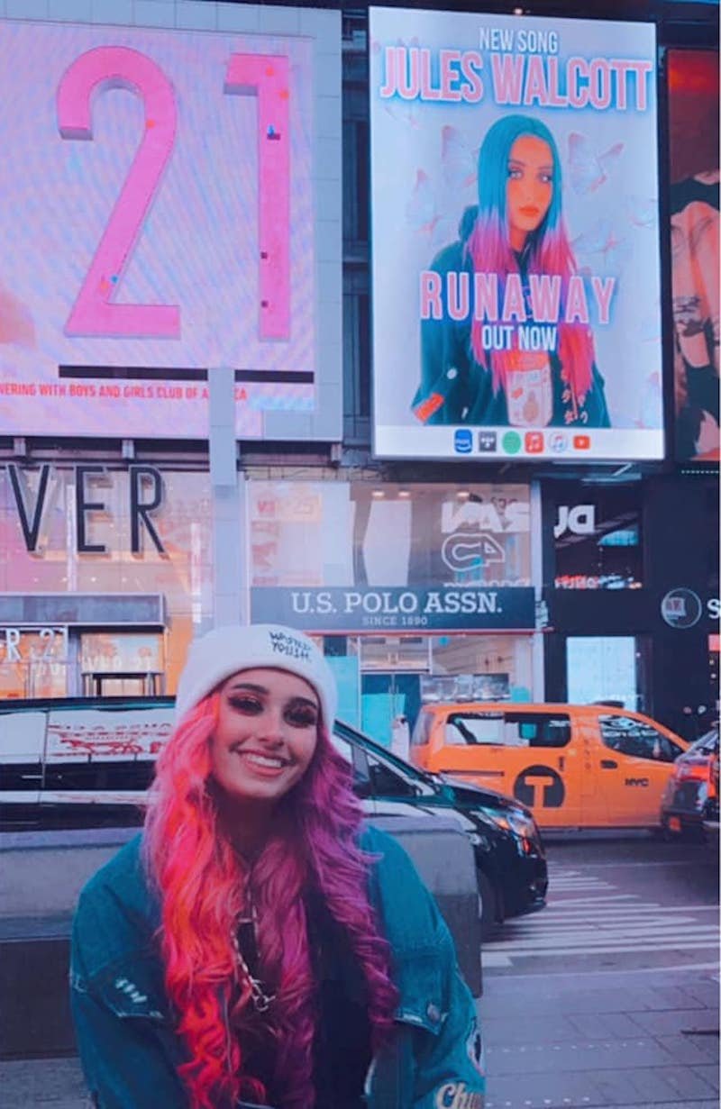 Jules Walcott releases a lovely