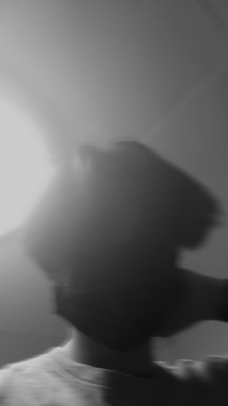 Mirror selfie boy no face aesthetic