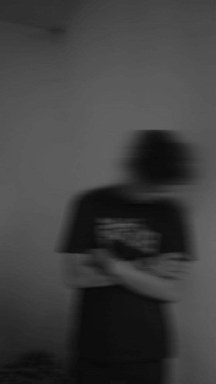 Boy blurred pic, Mirror selfie boy no