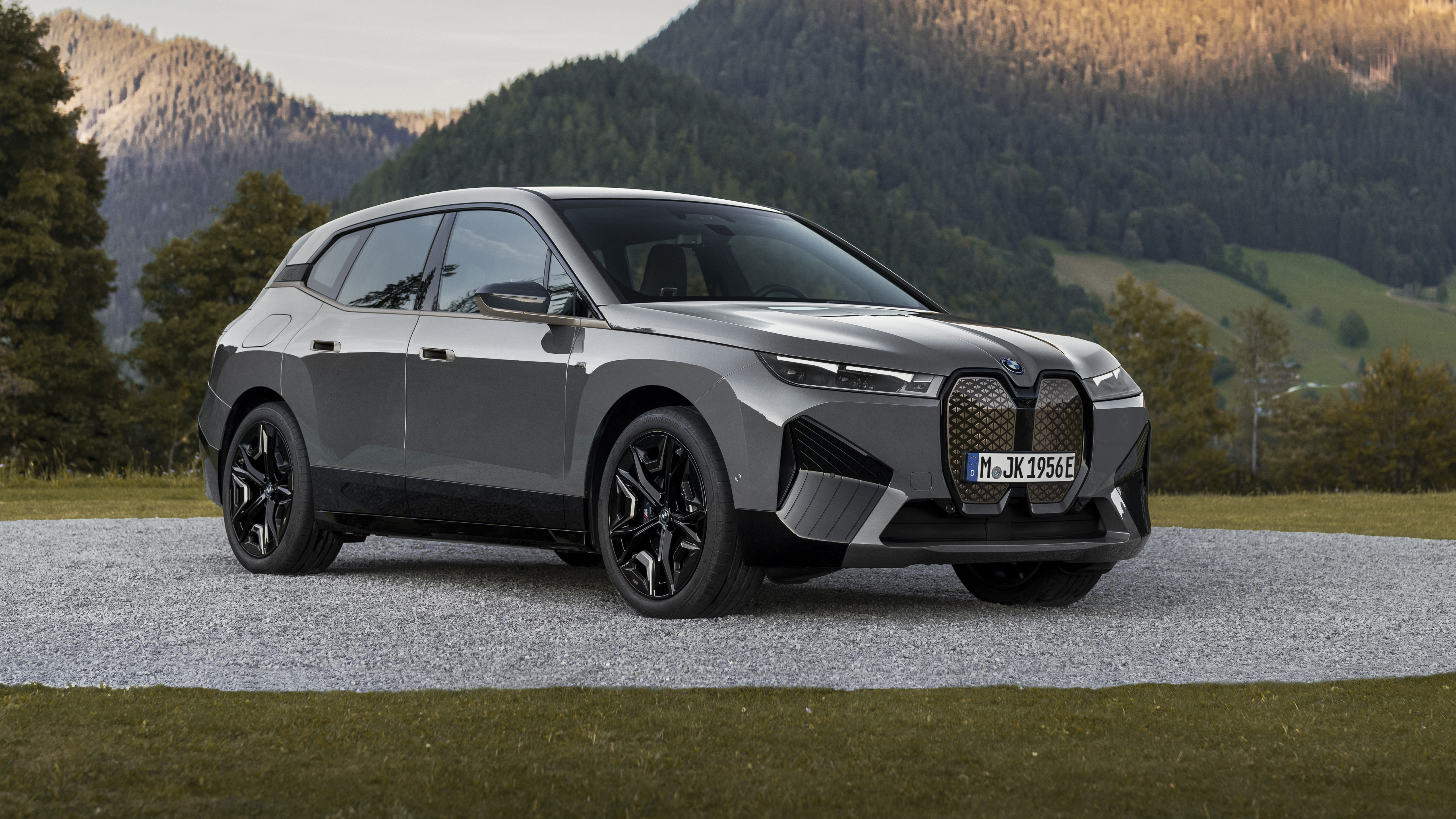 BMW iX M60 2022 5K Wallpaper Car