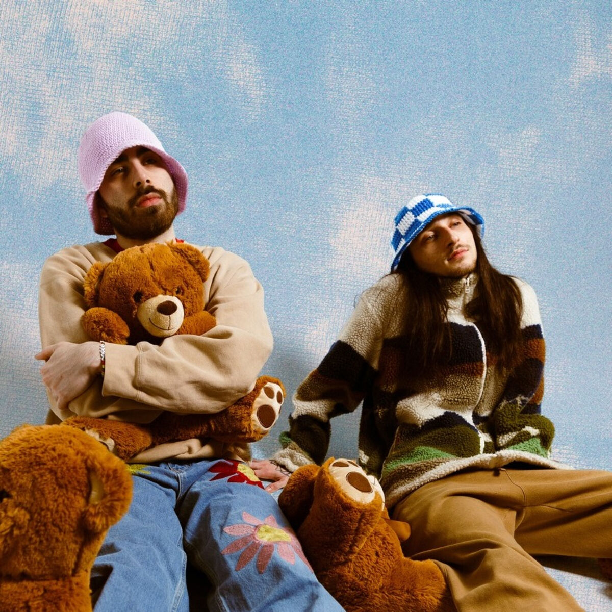 Hotel Ugly: álbumes, canciones