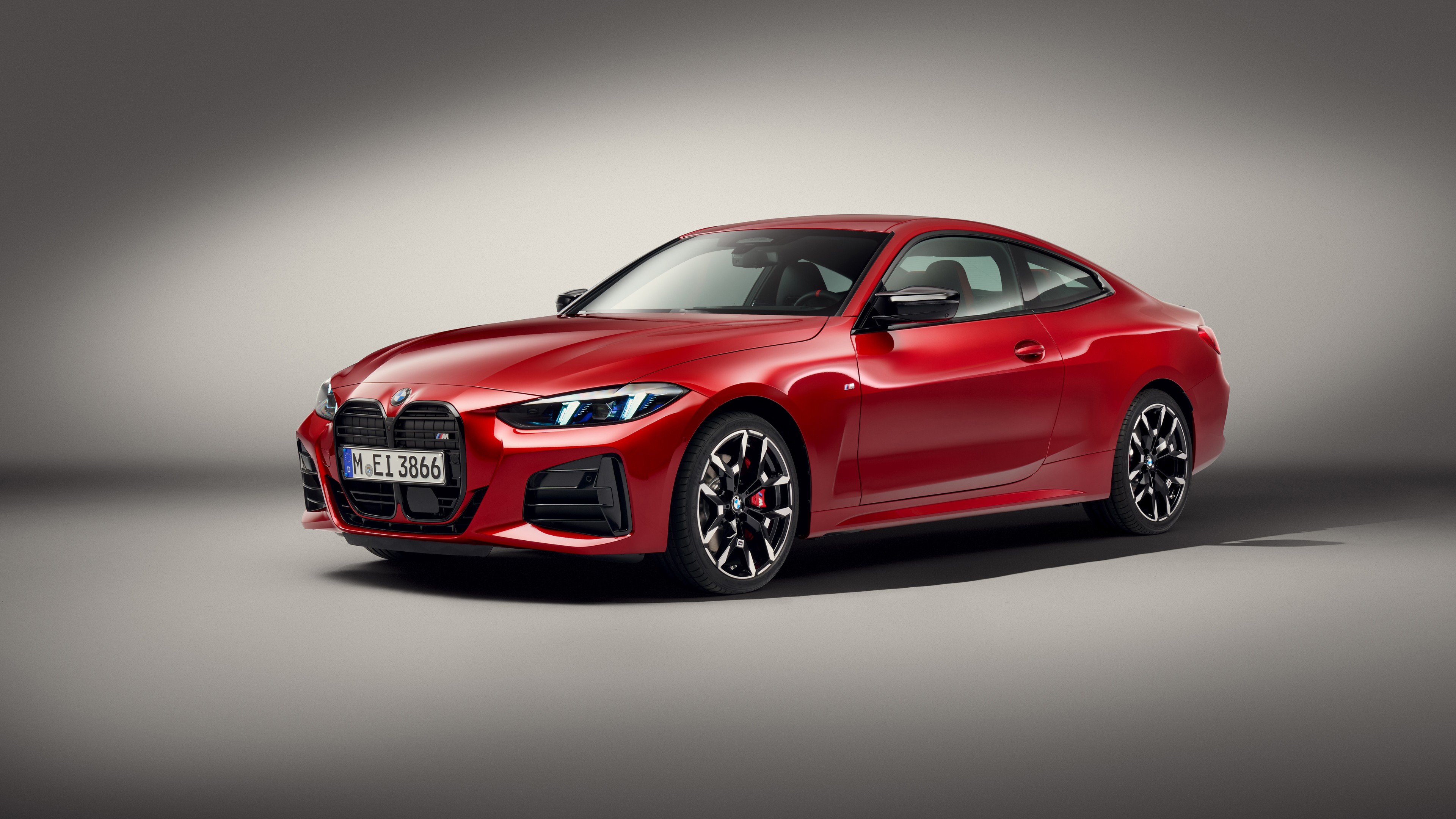 BMW M440i xDrive Coupé 2024 Wallpaper