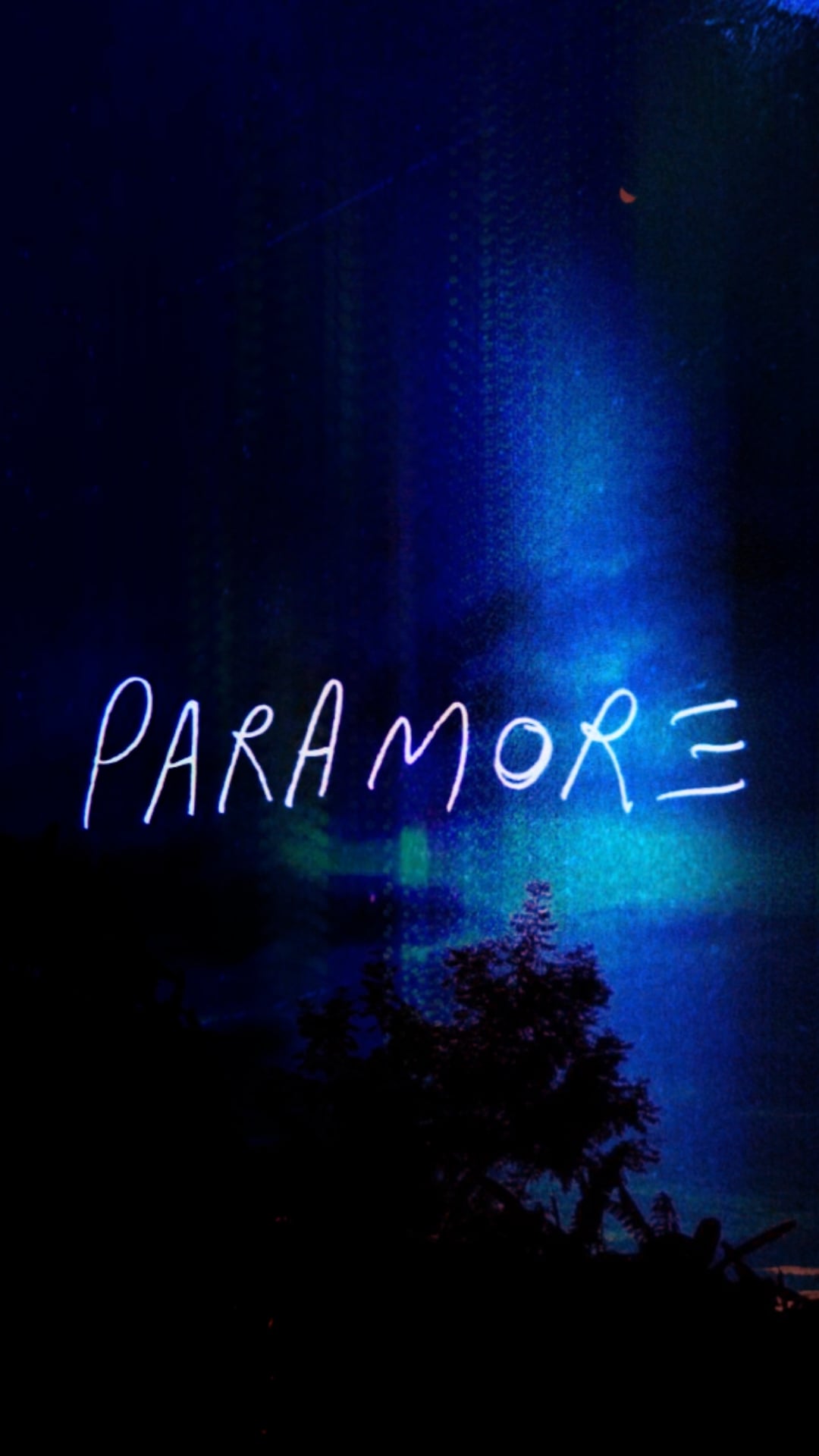 I made more wallpaper for ya. They are